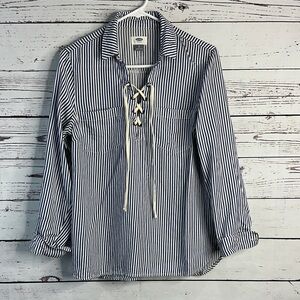 Old Navy Women's Blue and White Striped Button Down Shirt